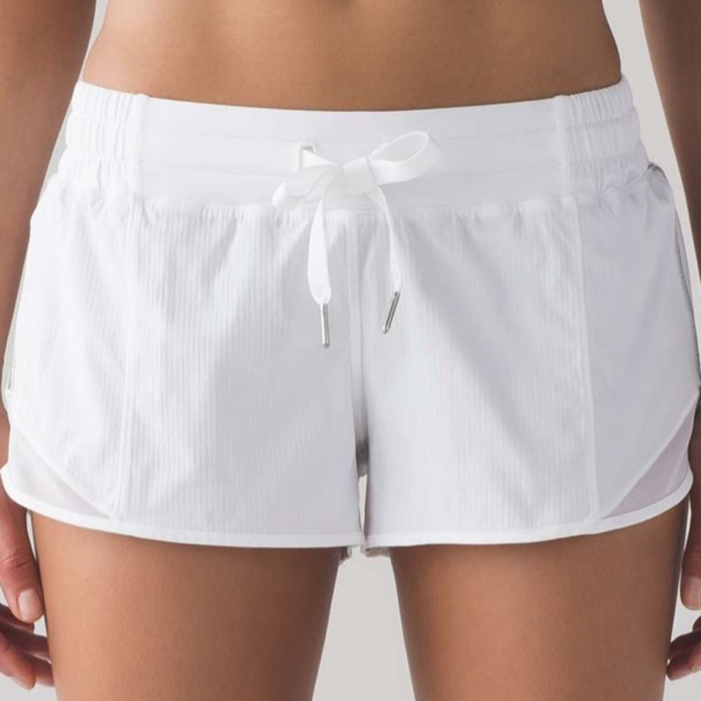LULULEMON HOTTY HOT SHORTS W/ DRAWSTRING